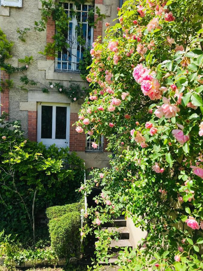 La Maison Des Roses Moulins  Eksteriør billede
